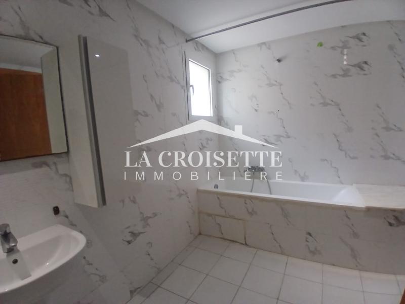 Appartement S+3 avec terrasse au Lac 2